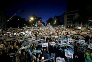 Los jueces gritan Basta Ya! ante la presión mediática y popular en su contra