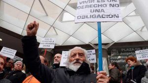 Concentración en apoyo a Ángel Hernández, el hombre que ayudó a morir a su mujer.