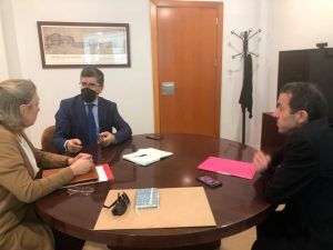 Reunión con la UNED para desarrollar proyectos de colaboración